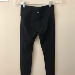 Lululemon Wunder Under Black Leggings - Size 4